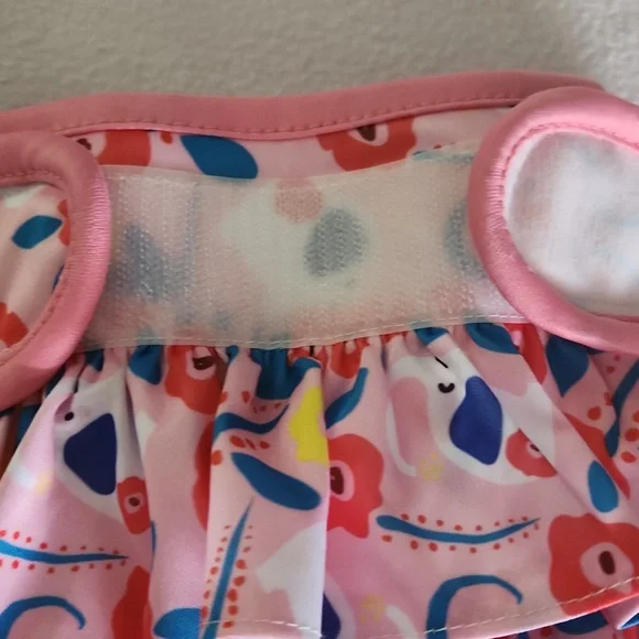 Female Washable Doggy Wrap Diaper - Floral Pink - Picture 3 of 7
